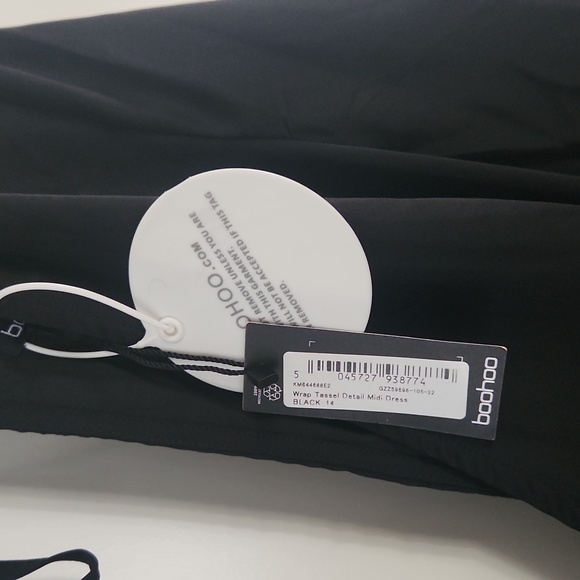 Black dress - Picture 4 of 4